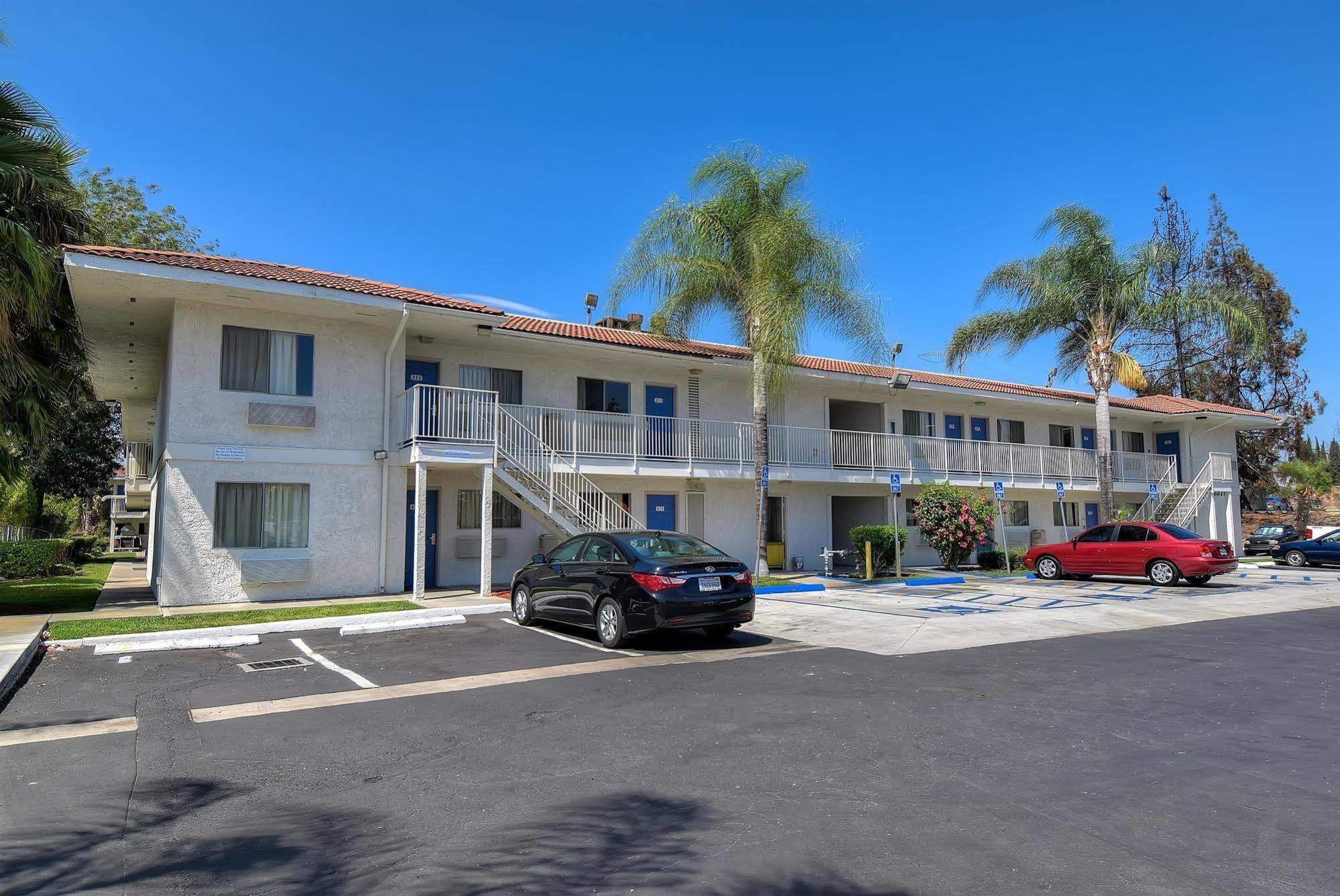 Hotel 6-rowland Heights, Ca - Angeles - Pomona