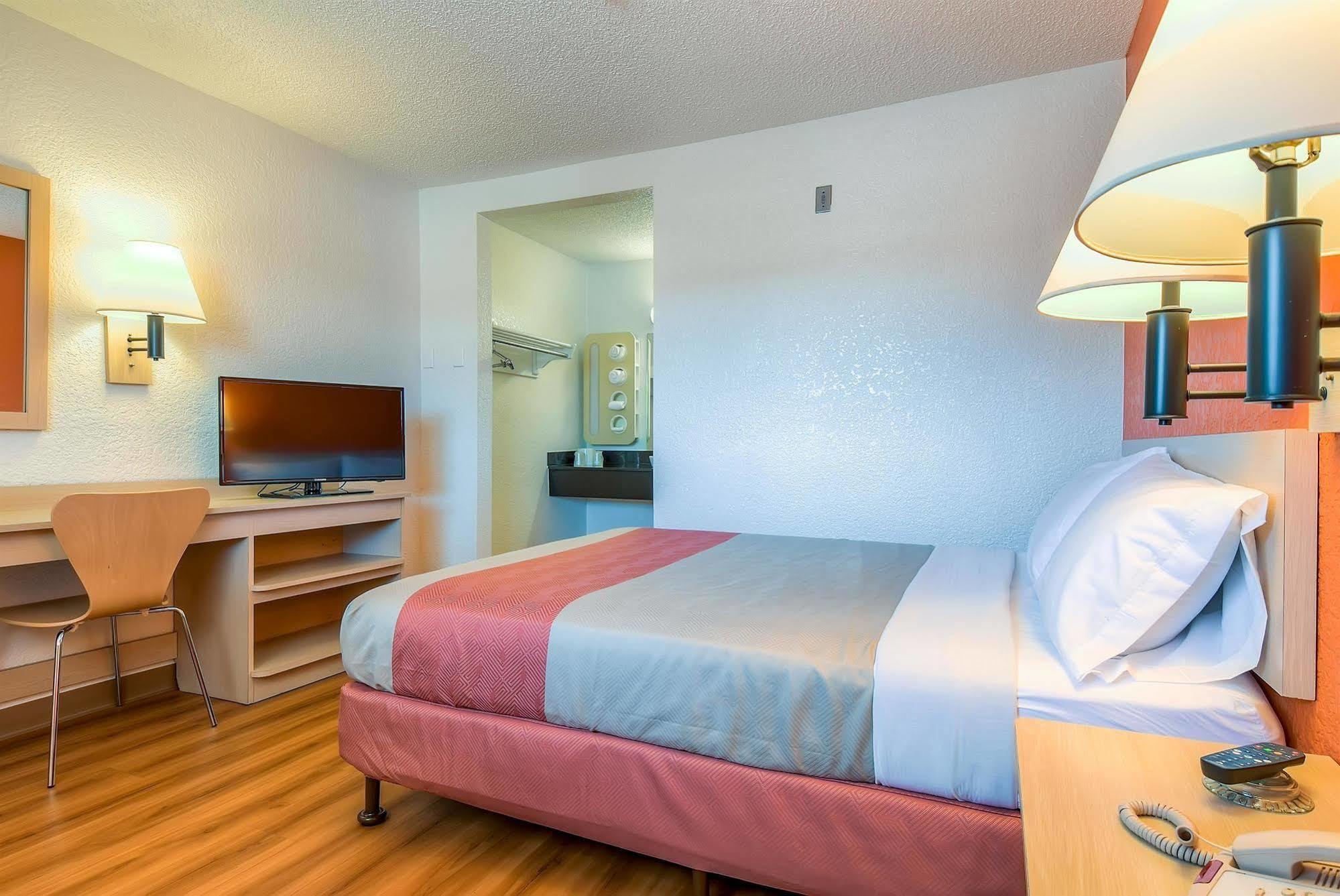 6-rowland Heights, Ca - Angeles - Pomona 2*